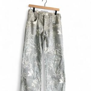 Hollister low-rise baggy dad camo jeans
